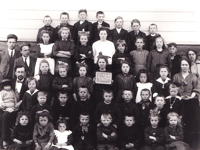 school1923 (62K)