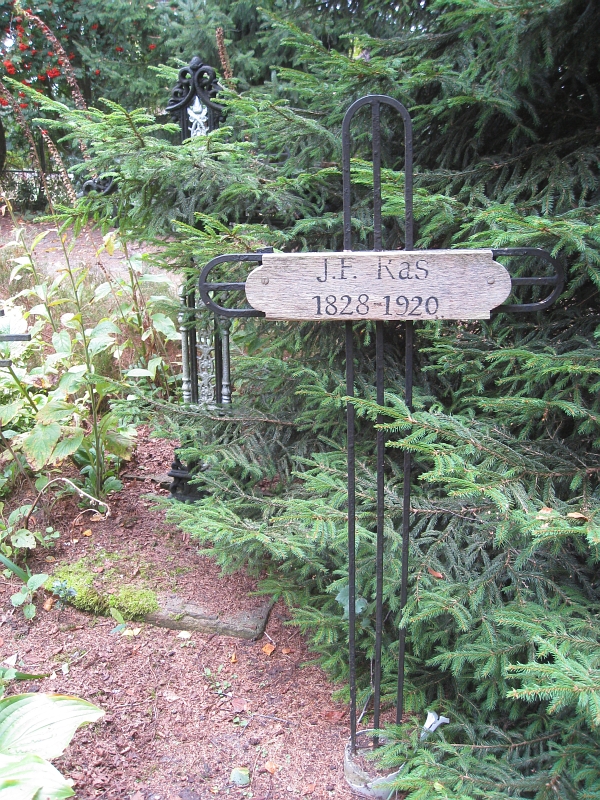 IMG_3717.jpg